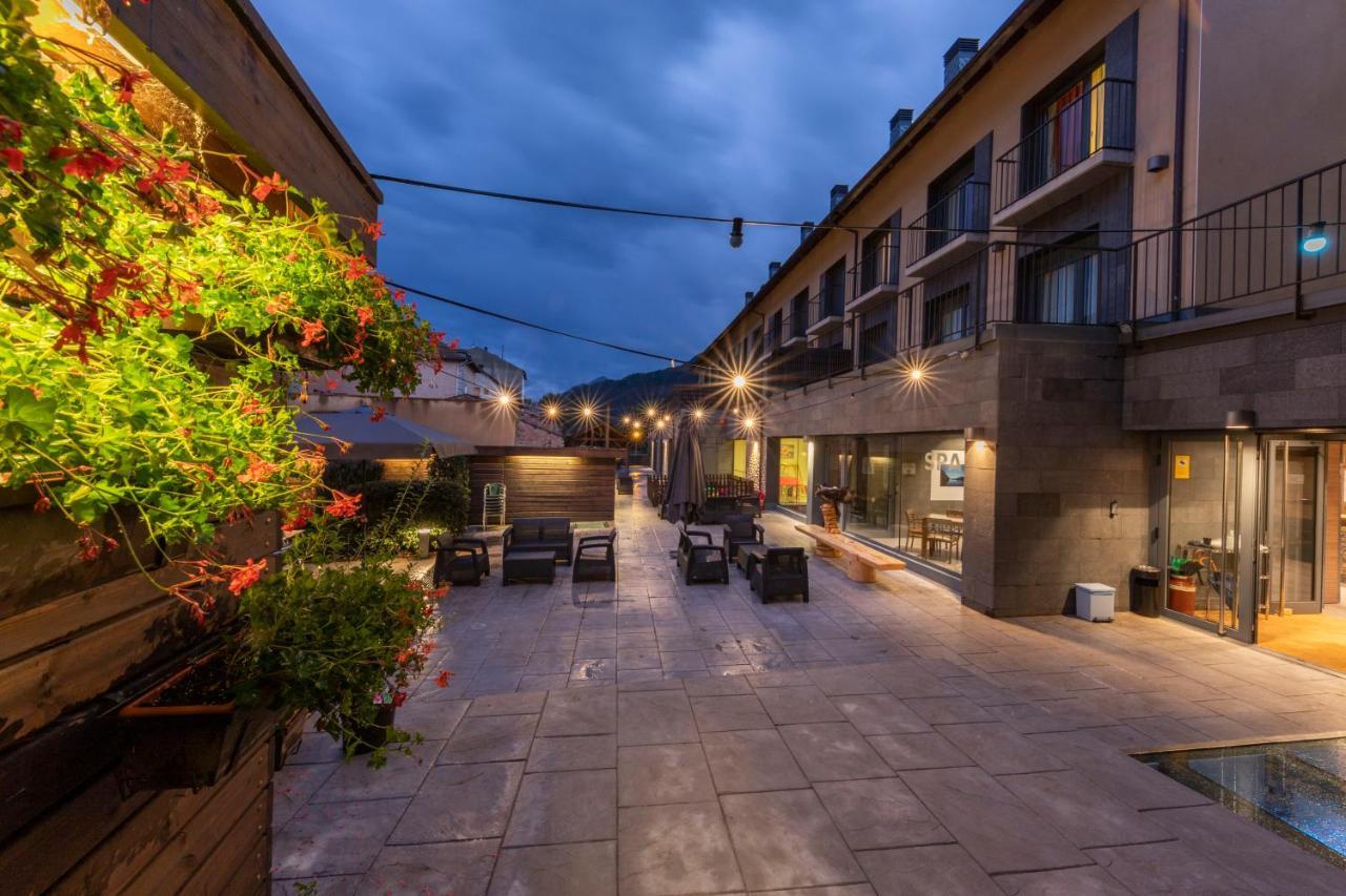 Hostal Trainera Esterri D'Aneu Exterior photo